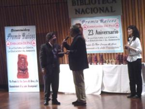 En la Biblioteca Nacional entregaron el Premio Races al azuleo Juan Carlos Maddio